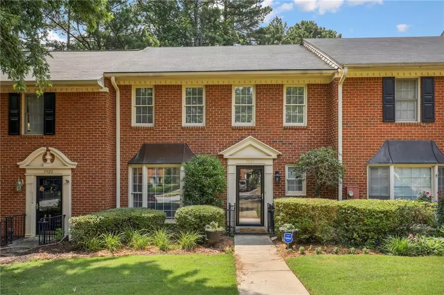 7921 Briar Villa PL, Sandy Springs, GA 30350