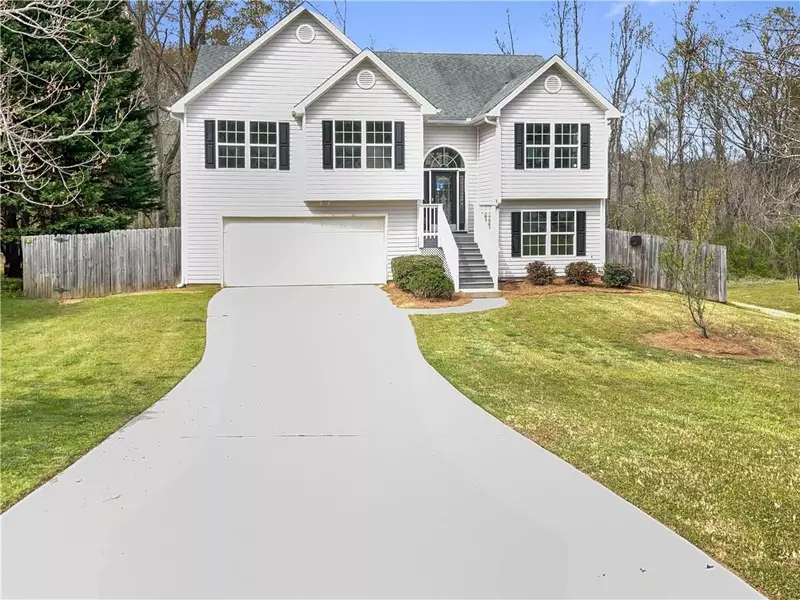 1612 Brook LN, Monroe, GA 30655