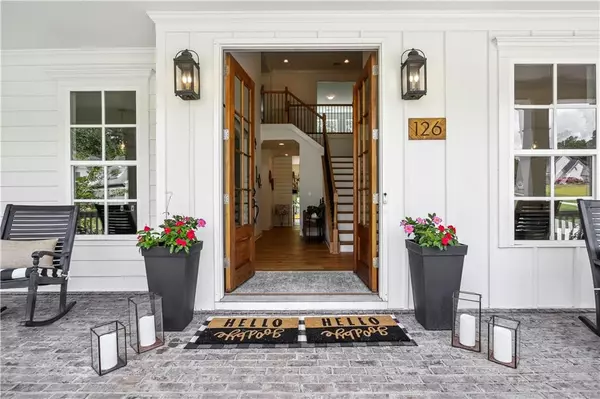 Cumming, GA 30028,126 White Oak TRL