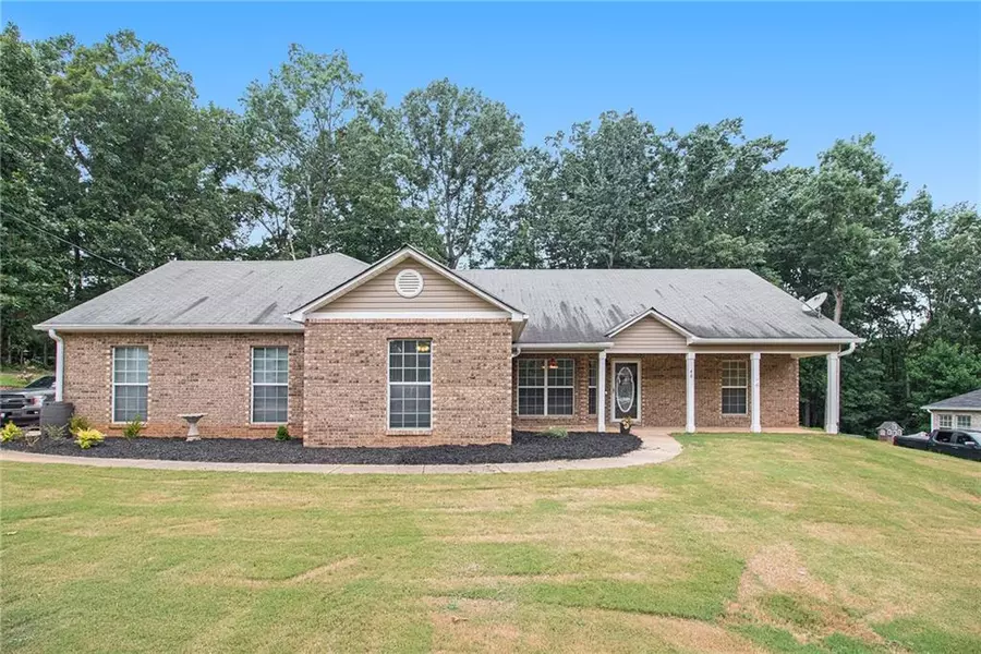 40 Castleman RD, Carrollton, GA 30116