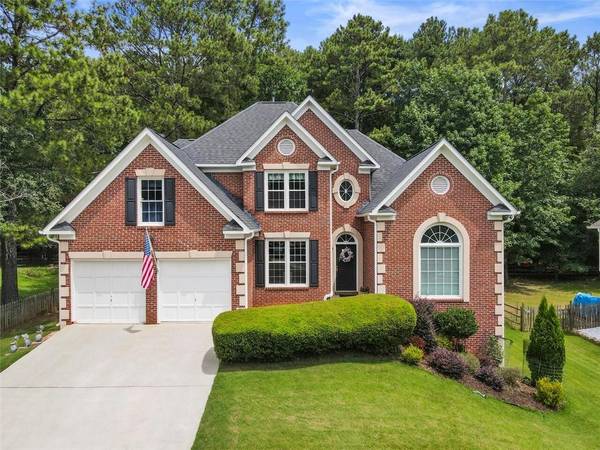 325 Shady River TRCE, Roswell, GA 30076