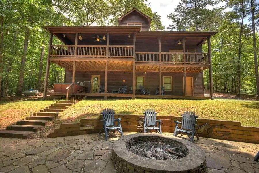 1503 Garnet DR, Ellijay, GA 30540