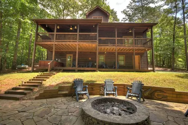 1503 Garnet DR, Ellijay, GA 30540