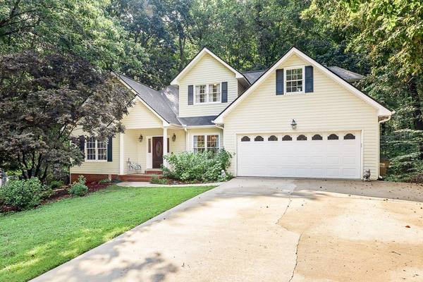 4526 Holly Forest DR,  Gainesville,  GA 30507