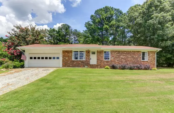 3670 Sunny Hill DR, Loganville, GA 30052