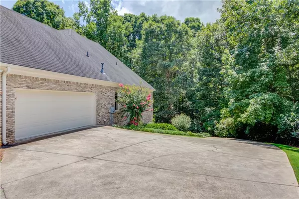 Monroe, GA 30656,6731 Highland Pointe PL