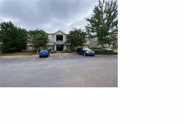 12203 Fairington Ridge CIR, Lithonia, GA 30038