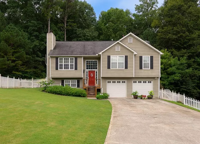 5910 River Ridge LN, Sugar Hill, GA 30518