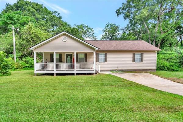 70 Brannon ST, Whitesburg, GA 30185