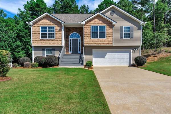 631 Ragan CT, Social Circle, GA 30025