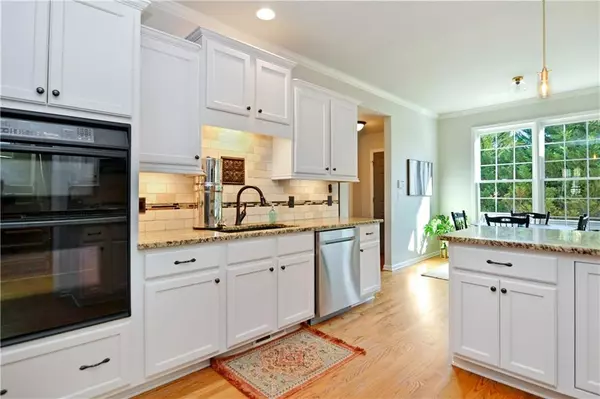 Canton, GA 30114,102 Laurel ST