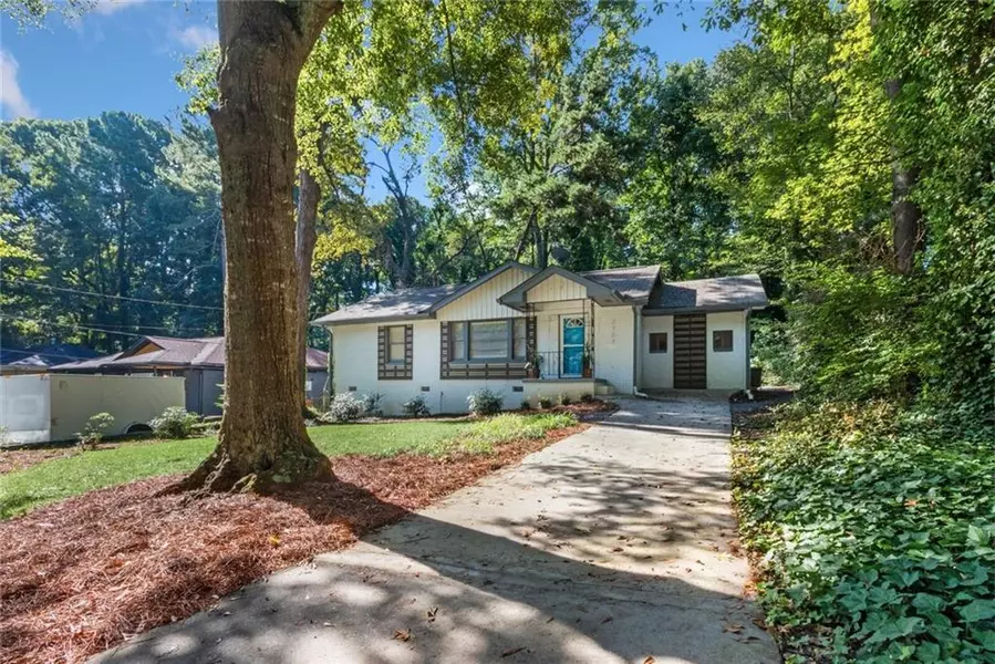 2737 Claire TER, Decatur, GA 30032