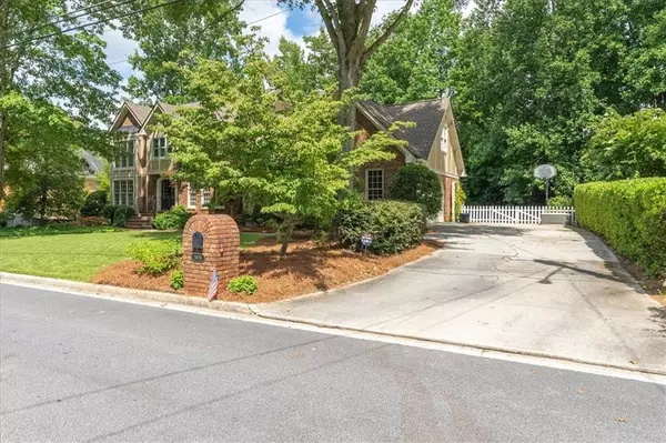 Peachtree Corners, GA 30092,5626 Broxton CIR