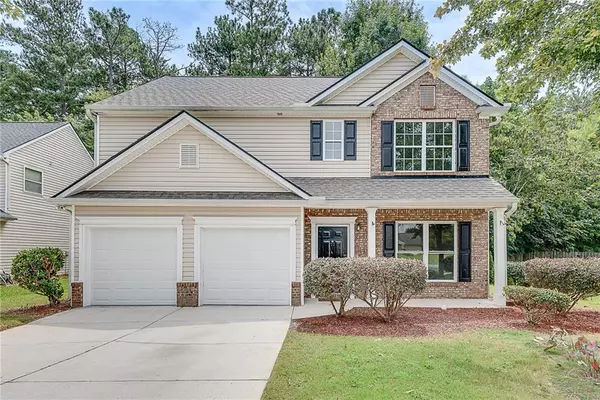 2496 Tullamore CIR, Snellville, GA 30039