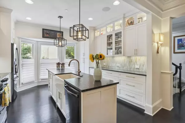 Brookhaven, GA 30319,2484 Brookhaven PL