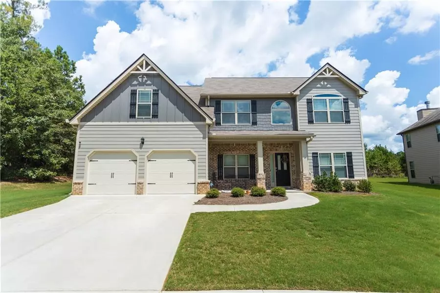 3408 Lake End DR, Loganville, GA 30052