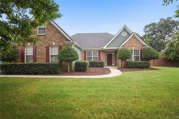 823 Wolfbane TRL, Dacula, GA 30019