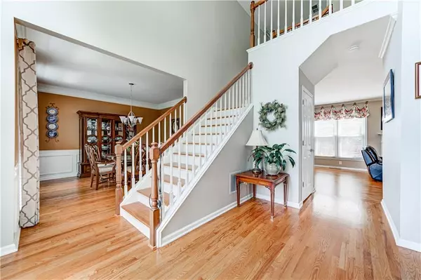 Johns Creek, GA 30005,5525 Vicarage WALK