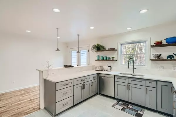 Atlanta, GA 30342,4438 Glengary DR NE