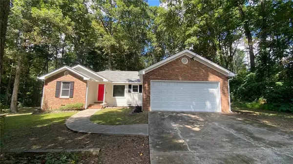 4107 Summer Wood DR, Snellville, GA 30039