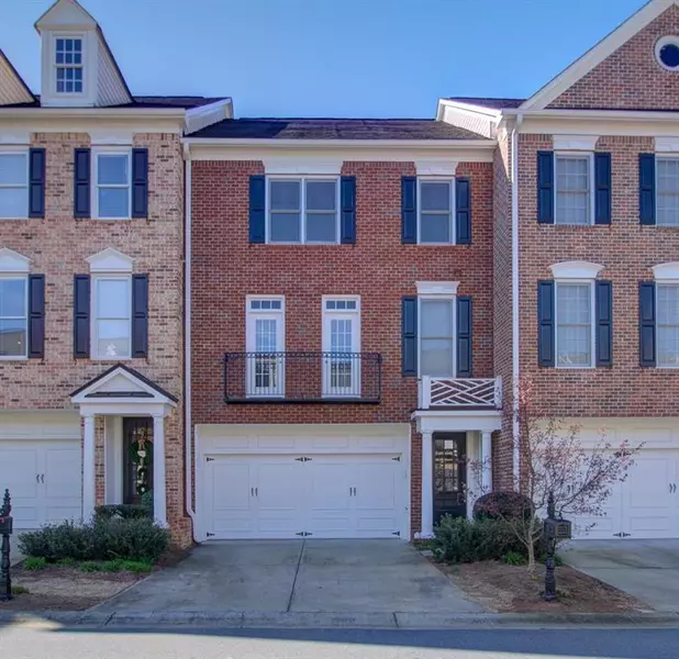 4207 Village Green DR, Roswell, GA 30075