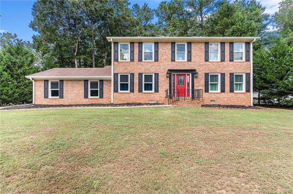 6839 Woodcreek LN, Douglasville, GA 30135