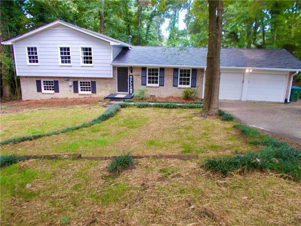 1738 Pounds RD, Stone Mountain, GA 30087