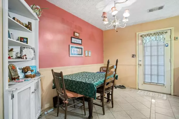 College Park, GA 30349,3335 Enon Road