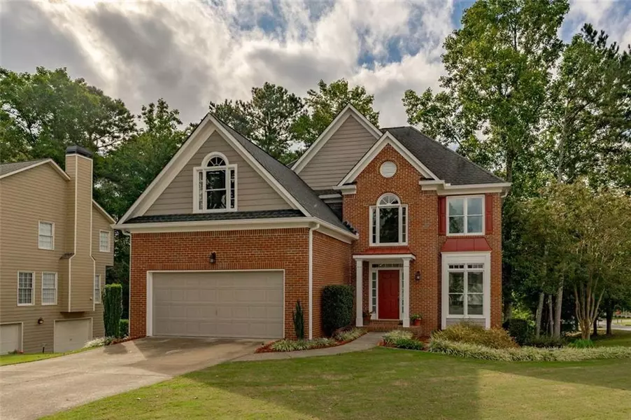 2002 Fairbrook LN, Woodstock, GA 30189