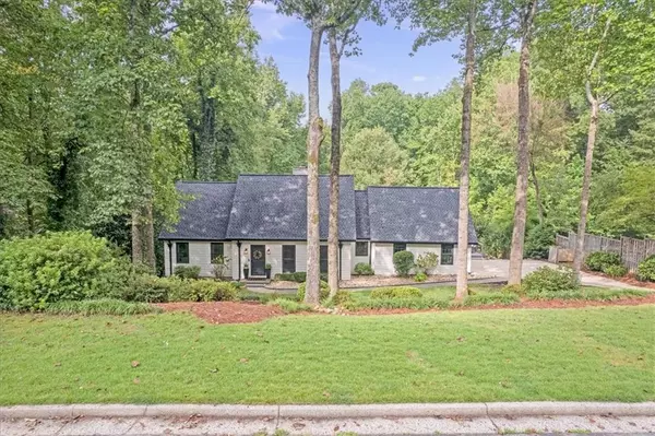 Roswell, GA 30075,10310 Willeo Creek TRCE