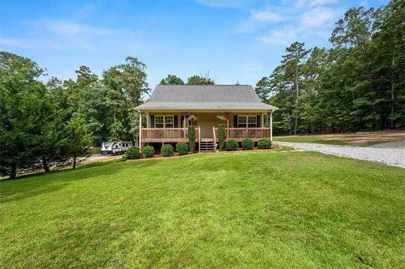 548 Crawford Falls RD, Dawsonville, GA 30534