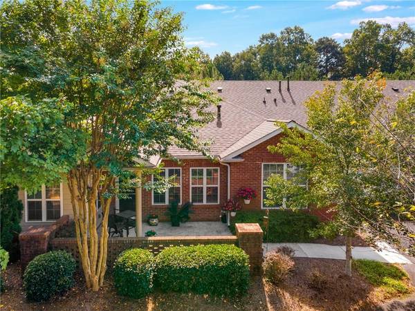 107 Villa Park CIR, Stone Mountain, GA 30087