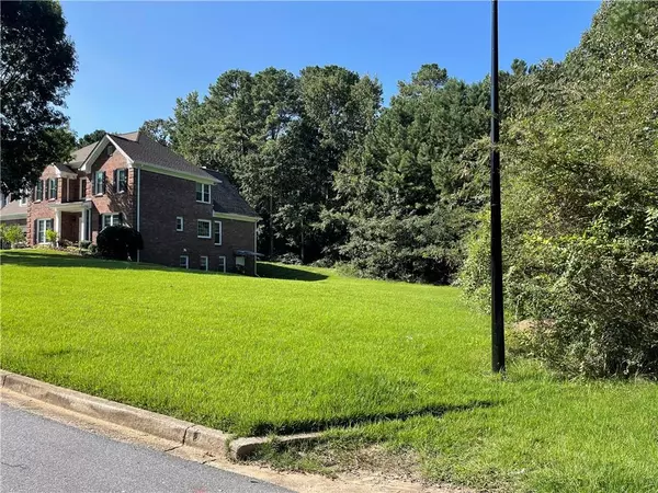 1025 Ashford Manor CT SW, Lilburn, GA 30047