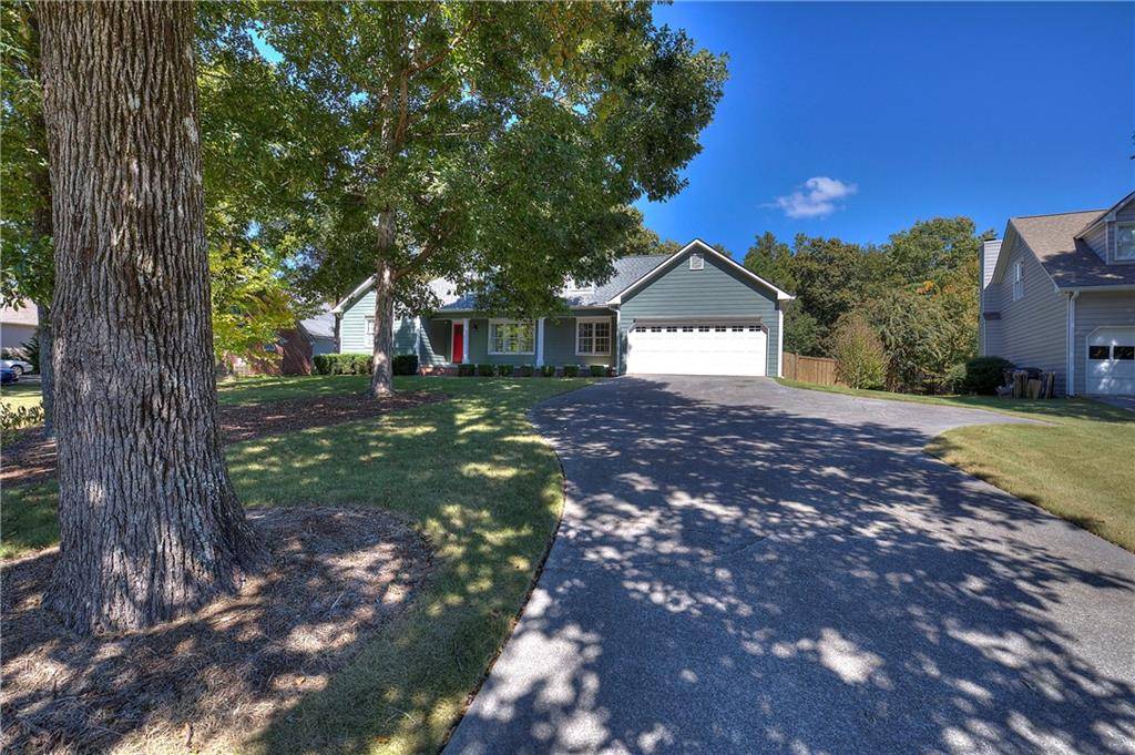 Cartersville, GA 30120,11 Topridge DR