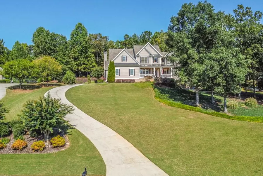 5162 Glen Forrest DR, Flowery Branch, GA 30542