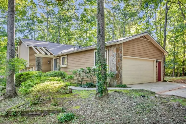 Douglasville, GA 30135,6646 CREEKWOOD CT