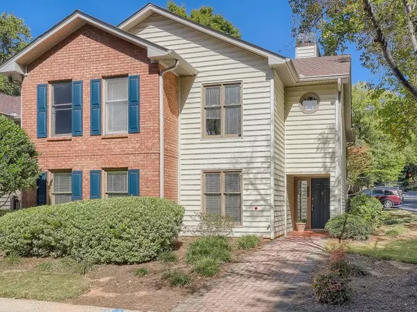 Sandy Springs, GA 30328,401 Garden CT