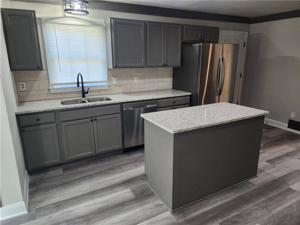 Winder, GA 30680,412 Tabby LN