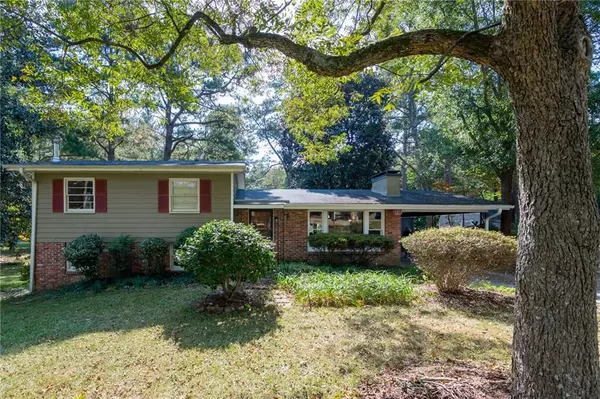 1711 Pamela CIR SW, Marietta, GA 30008