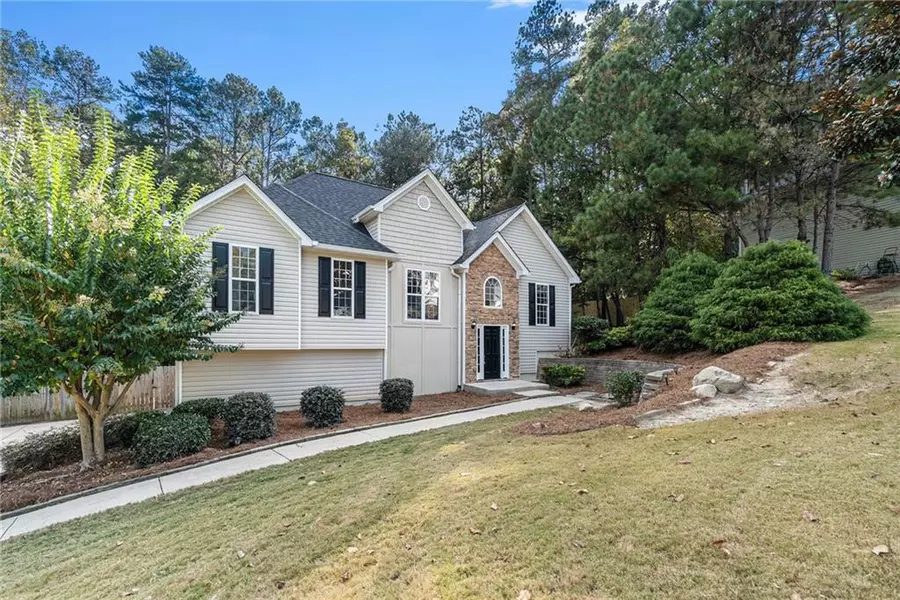 226 Stonehenge DR, Dallas, GA 30157