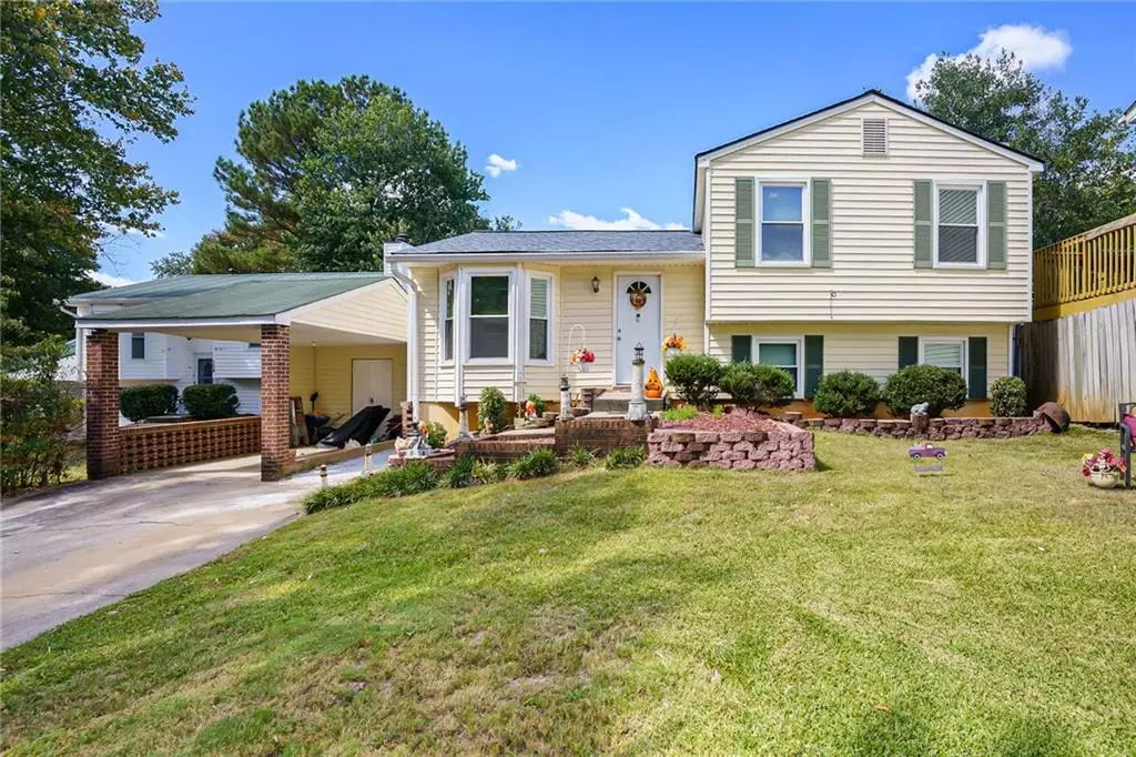 Peachtree City, GA 30269,102 Grenoble RD