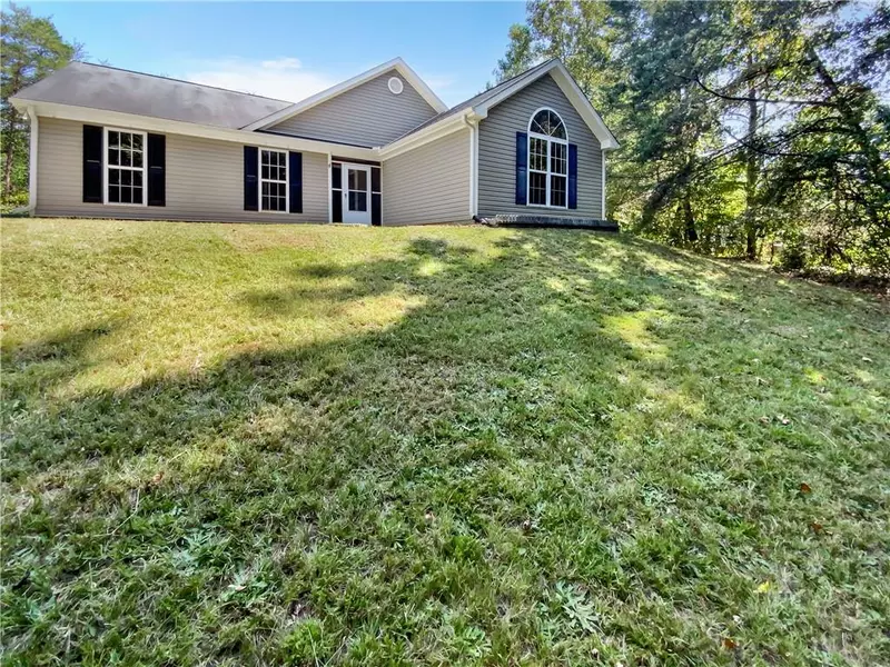 77 Shadow Hills LN, Dawsonville, GA 30534