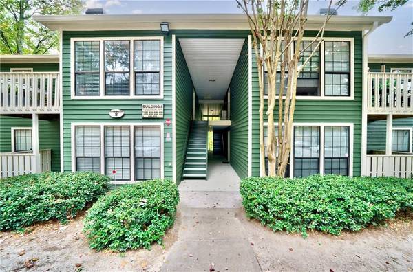 4552 Vinings Central TRCE SE #63, Atlanta, GA 30339