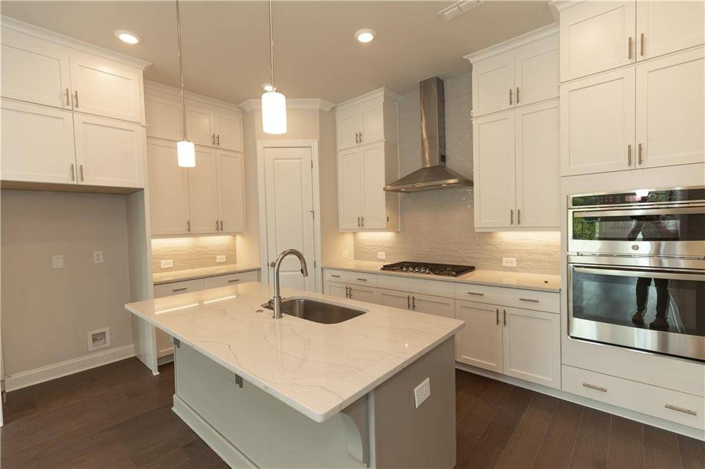 Peachtree Corners, GA 30092,4859 Waterside Pkwy #142