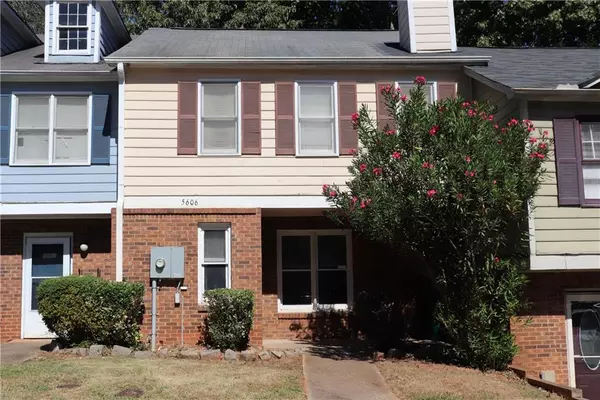 5606 Wells CIR, Stone Mountain, GA 30087