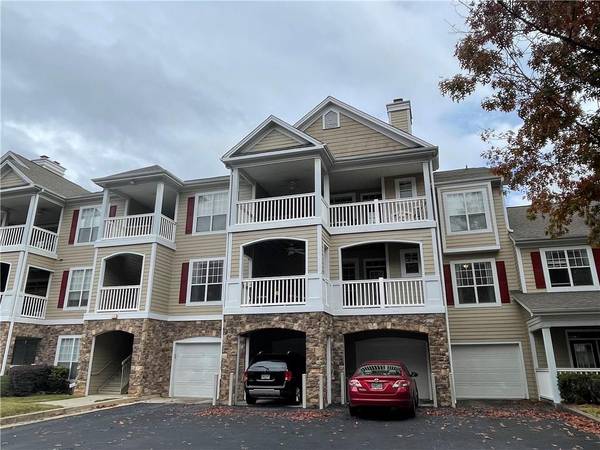 124 Edinburgh CT #124, Alpharetta, GA 30004