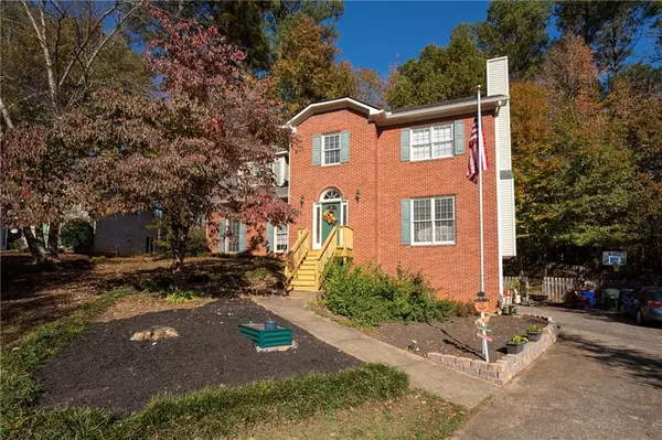 3040 Wellcrest DR NW, Kennesaw, GA 30152