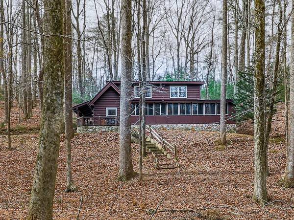 536 Sleepy Hollow RD, Ellijay, GA 30536