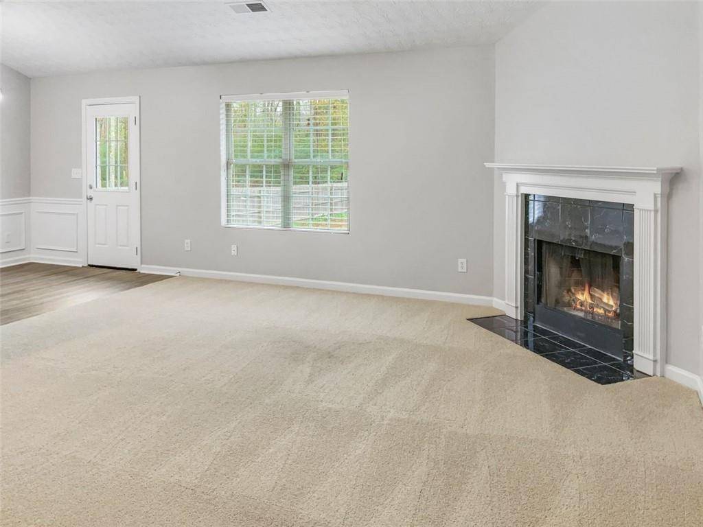 Hoschton, GA 30548,407 JOSHUA WAY