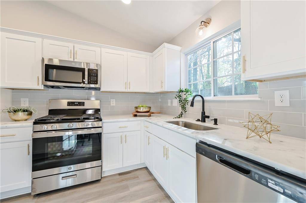 Lithonia, GA 30038,5656 La Fleur TRL